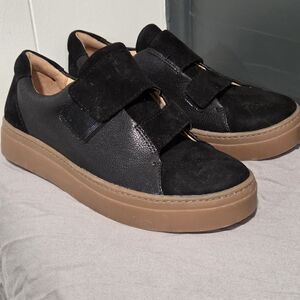 Naturalizer Charlie Womens Sneakers Shoes Duo Straps Black Leather Suede US 6M